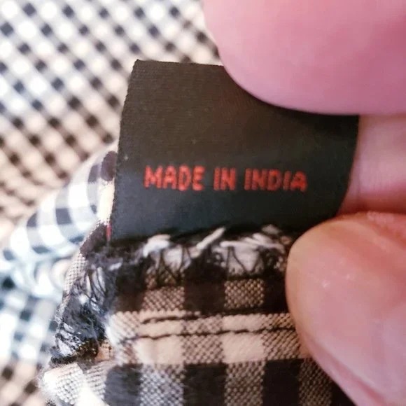 109°F Womens Top Large Black Plaid Gingham Embroidered Floral Cottagecore - Picture 11 of 16